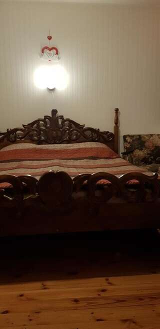 Хостелы Ranna Hostel Пярну Двухместный номер с 1 кроватью и собственной ванной комнатой вне номера-4