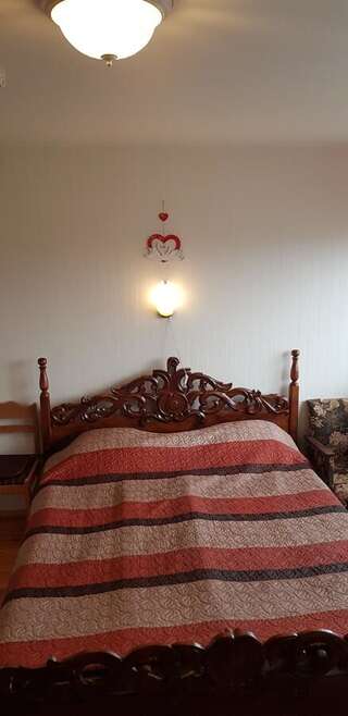 Хостелы Ranna Hostel Пярну Двухместный номер с 1 кроватью и собственной ванной комнатой вне номера-6